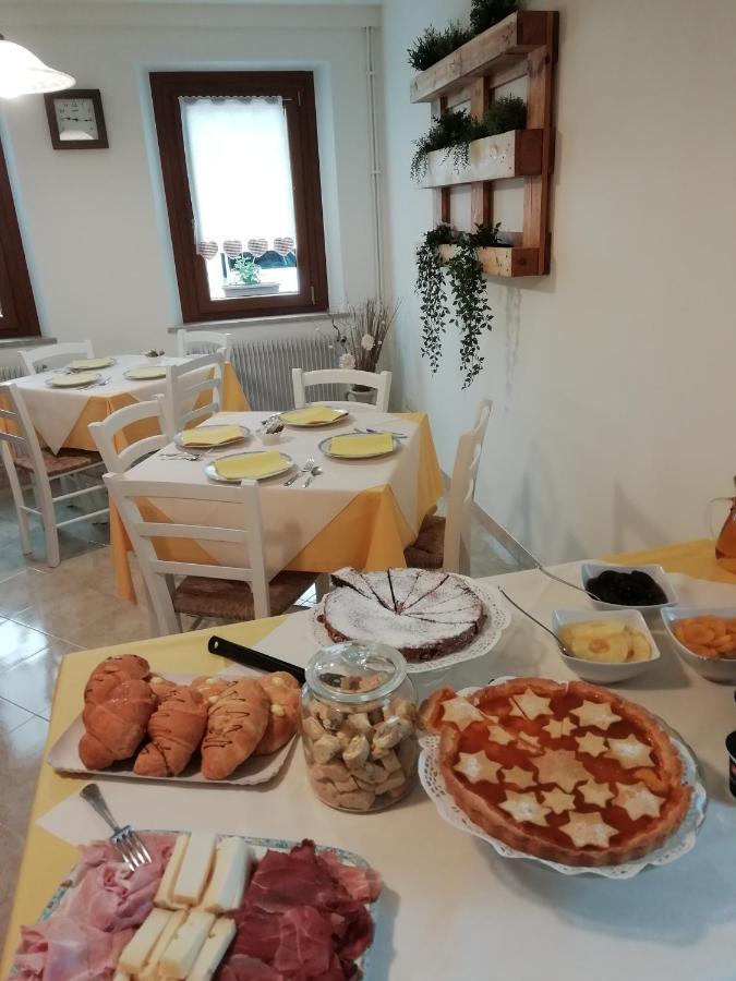 B&B La Casa Di Loretta Paderno ภายนอก รูปภาพ