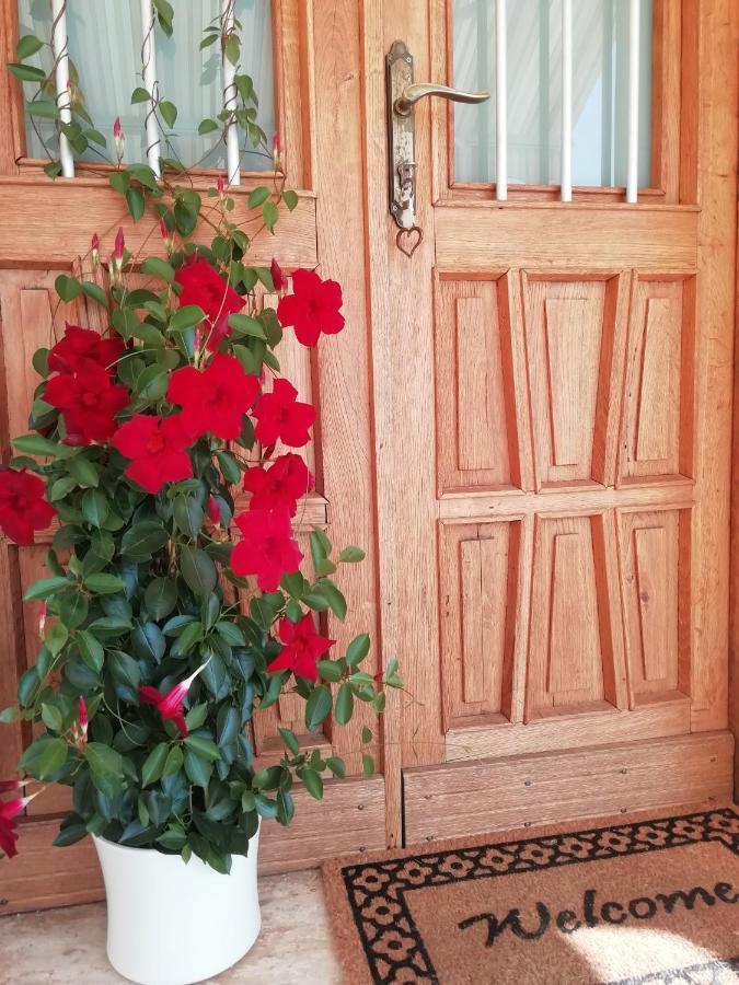 B&B La Casa Di Loretta Paderno ภายนอก รูปภาพ